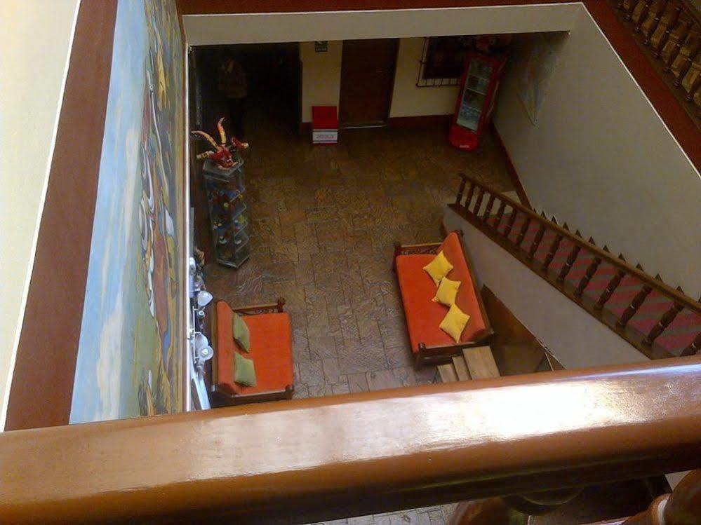 Hostel Sillustani Inn Puno Bagian luar foto